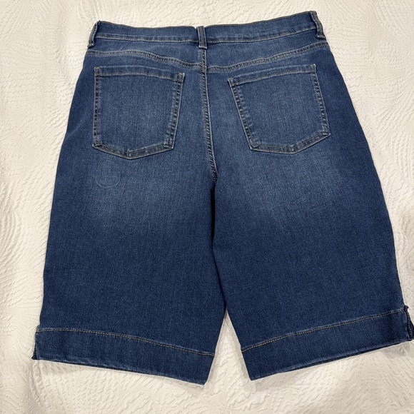 GLORIA VANDERBILT Bermuda Shorts Slim Women's SIZE 10 Amanda Blue Denim - Picture 4 of 10